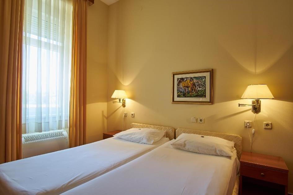 Hotel Ruzica- Glavna Zgrada I Depandanse 3*